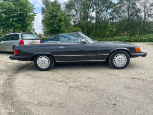Mercedes-Benz 380 SL R107 - 1985