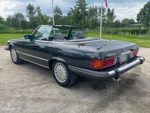 Mercedes-Benz 380 SL R107 - 1985