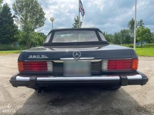 Mercedes-Benz 380 SL R107 - 1985