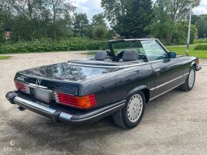 Mercedes-Benz 380 SL R107 - 1985