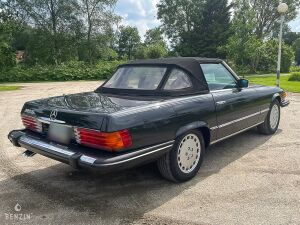 Mercedes-Benz 380 SL R107 - 1985