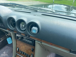 Mercedes-Benz 380 SL R107 - 1985