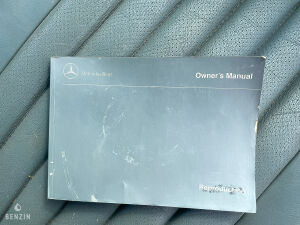 Mercedes-Benz 380 SL R107 - 1985