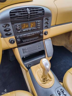 Porsche 911 type 996 Carrera - 1999