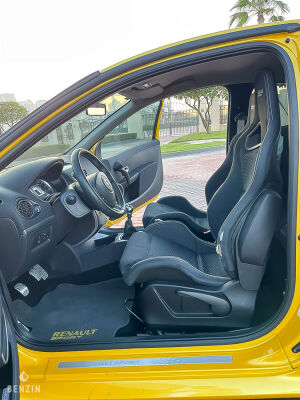 Renault Clio 3 RS F1 Team - 2009