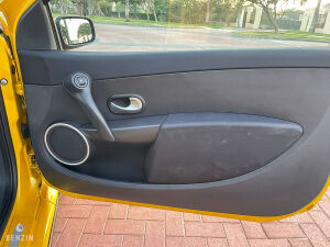 Renault Clio 3 RS F1 Team - 2009