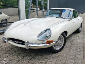 Jaguar Type E 4.2 FHC - 1965