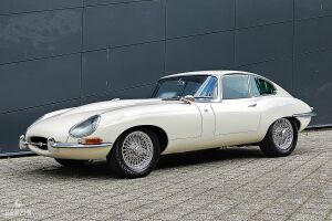 Jaguar Type E 4.2 FHC - 1965