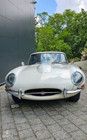 Jaguar Type E 4.2 FHC - 1965