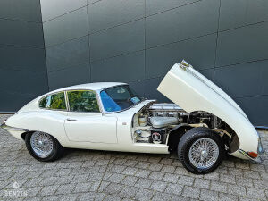 Jaguar Type E 4.2 FHC - 1965