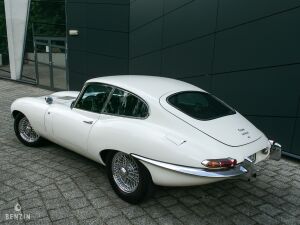 Jaguar Type E 4.2 FHC - 1965