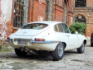 Jaguar Type E 4.2 FHC - 1965