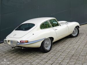 Jaguar Type E 4.2 FHC - 1965