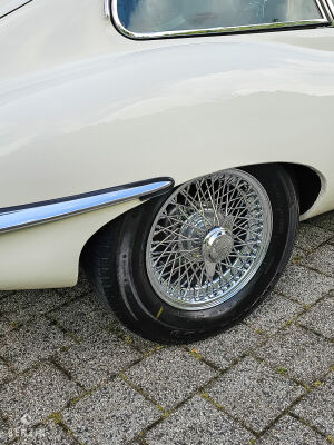 Jaguar Type E 4.2 FHC - 1965