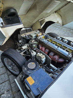 Jaguar Type E 4.2 FHC - 1965