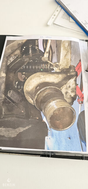 Jaguar Type E 4.2 FHC - 1965