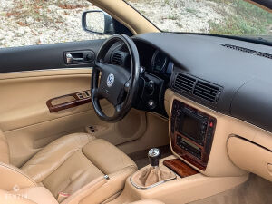 Volkswagen Passat W8 Manual - 2002