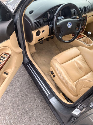 Volkswagen Passat W8 Manual - 2002