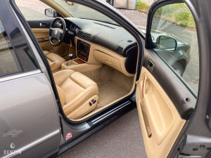 Volkswagen Passat W8 Manual - 2002