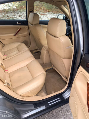 Volkswagen Passat W8 Manual - 2002