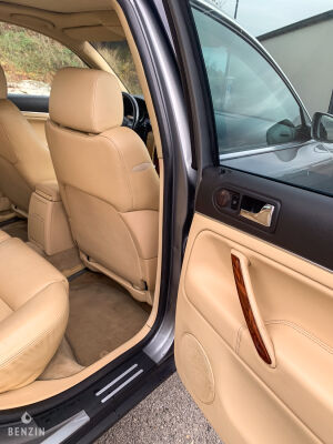 Volkswagen Passat W8 Manual - 2002