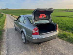 Volkswagen Passat W8 Manual - 2002