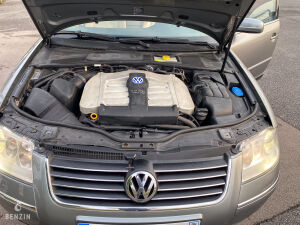 Volkswagen Passat W8 Manual - 2002