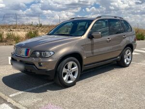 BMW X5 4.4i - 2005