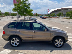 BMW X5 4.4i - 2005