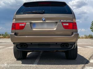 BMW X5 4.4i - 2005