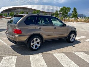 BMW X5 4.4i - 2005