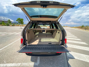 BMW X5 4.4i - 2005
