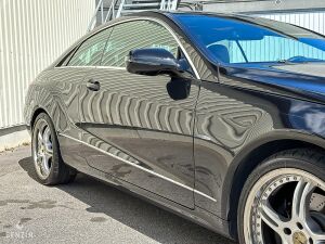 Mercedes-Benz E350 CGI Coupé - 2009*Flash
