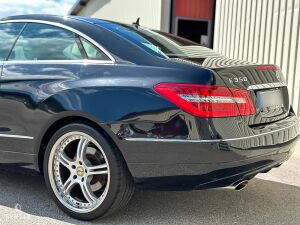 Mercedes-Benz E350 CGI Coupé - 2009*Flash