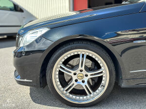 Mercedes-Benz E350 CGI Coupé - 2009*Flash