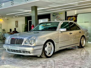 Mercedes-Benz E55 AMG W210 - 1999