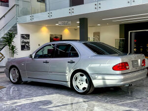 Mercedes-Benz E55 AMG W210 - 1999