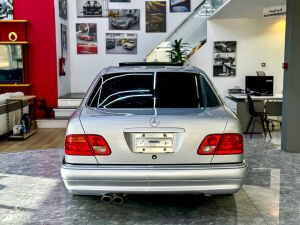 Mercedes-Benz E55 AMG W210 - 1999