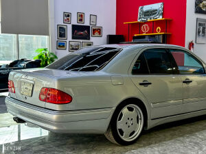 Mercedes-Benz E55 AMG W210 - 1999