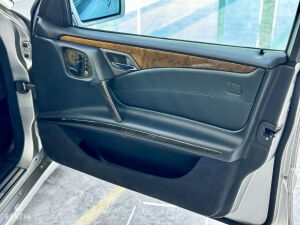 Mercedes-Benz E55 AMG W210 - 1999