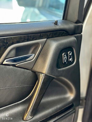 Mercedes-Benz E55 AMG W210 - 1999