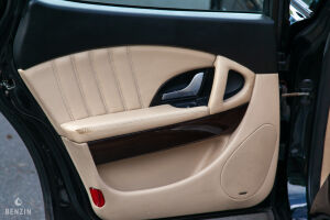 Maserati Quattroporte S - 2010