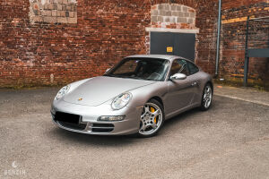 Porsche 911 type 997 Carrera S - 2004