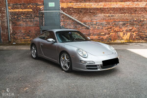 Porsche 911 type 997 Carrera S - 2004