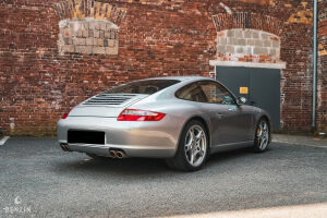 Porsche 911 type 997 Carrera S - 2004