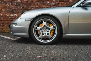 Porsche 911 type 997 Carrera S - 2004