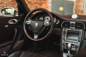 Porsche 911 type 997 Carrera S - 2004