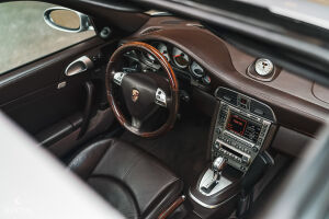 Porsche 911 type 997 Carrera S - 2004