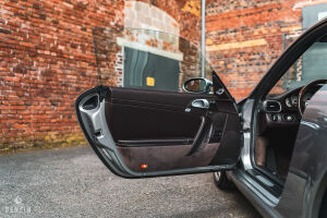 Porsche 911 type 997 Carrera S - 2004