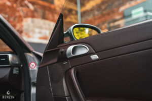 Porsche 911 type 997 Carrera S - 2004